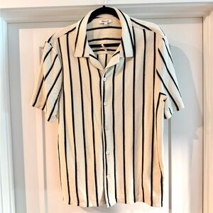 Made Well Mens shirt - Medium